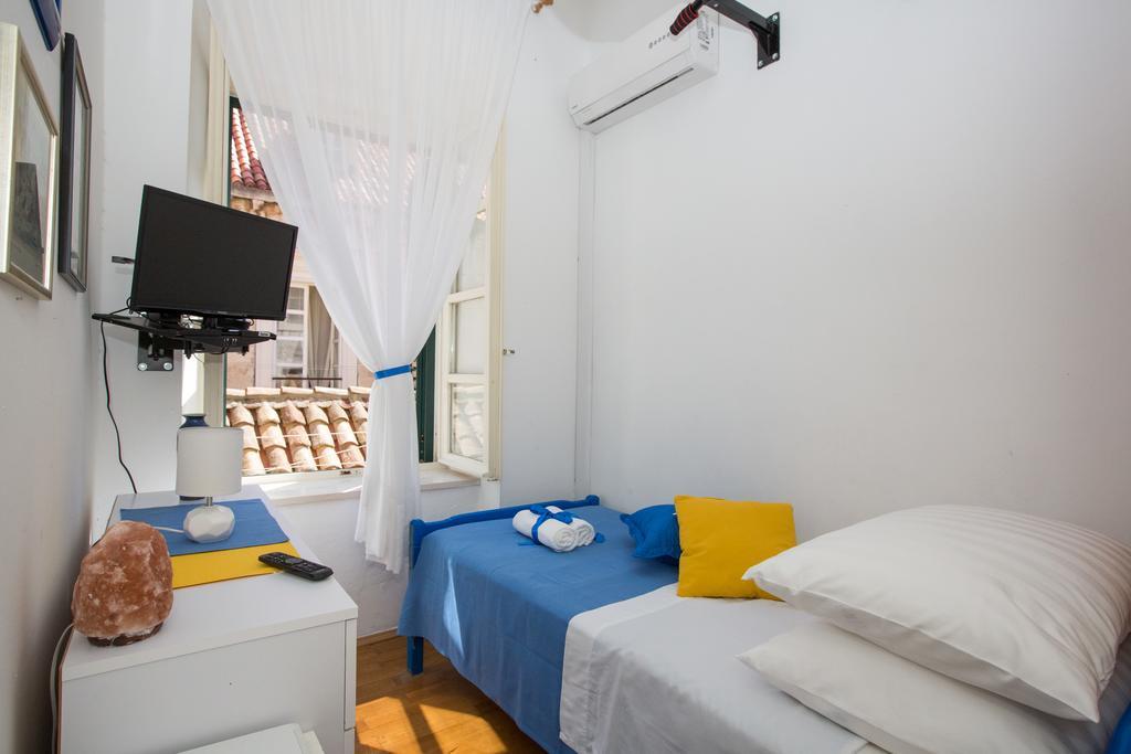 Old Town Heart Apartment Dubrovnik Bagian luar foto